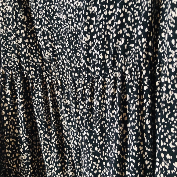 Old Navy Summer Printed Dress with adjustable straps & pockets . Black n Tan - Picture 3 of 7